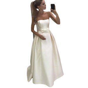 BRAND NEW Beyond Beautiful Wedding Dress-Ivory White